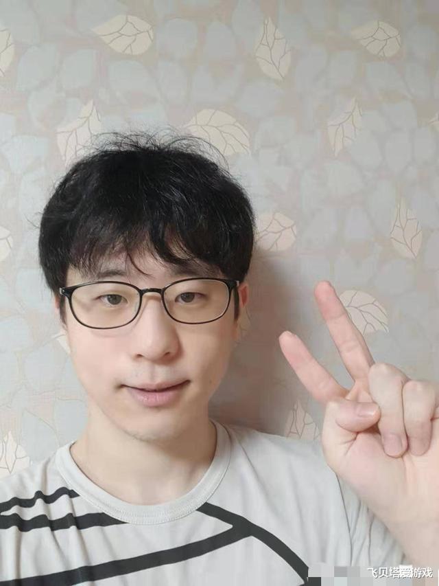 Uzi|中韩对抗赛：为何还不上uzi香锅？再输下去脸都丢完了！