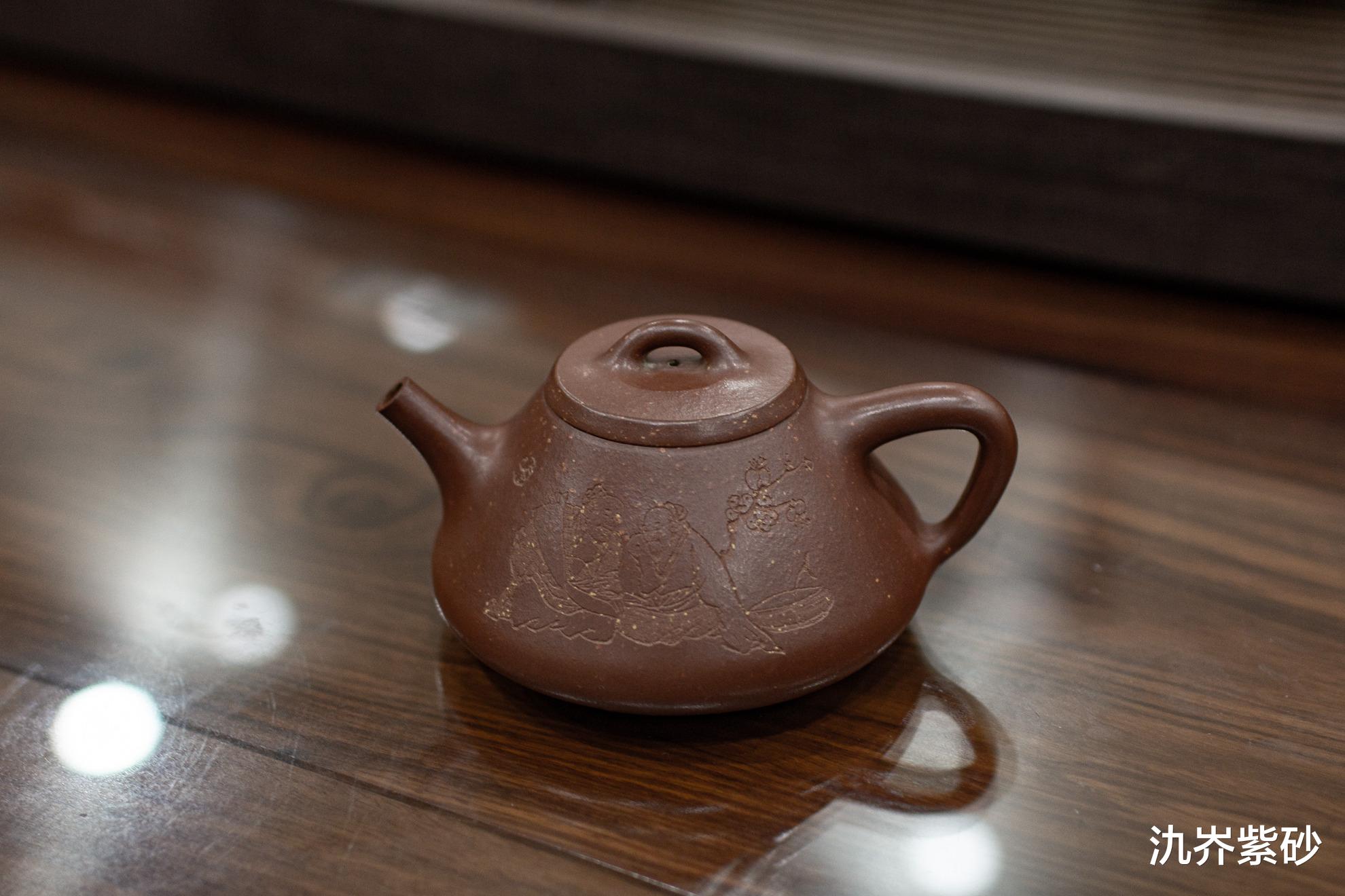 |高质量问答：紫砂壶的口盖越用越不严密，莫非成品也会产生收缩？