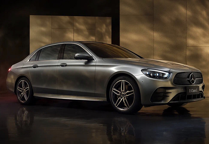 宝马5系|新宝马5系VS新奔驰E级，中改之后，谁的表现厚道