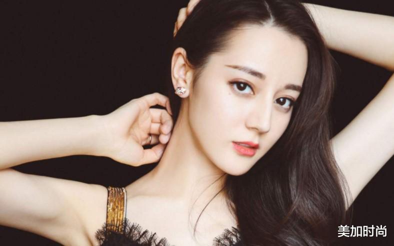 明星素颜|素颜也像化了妆的女生，大多都有这5个特征，中一个颜值都不低