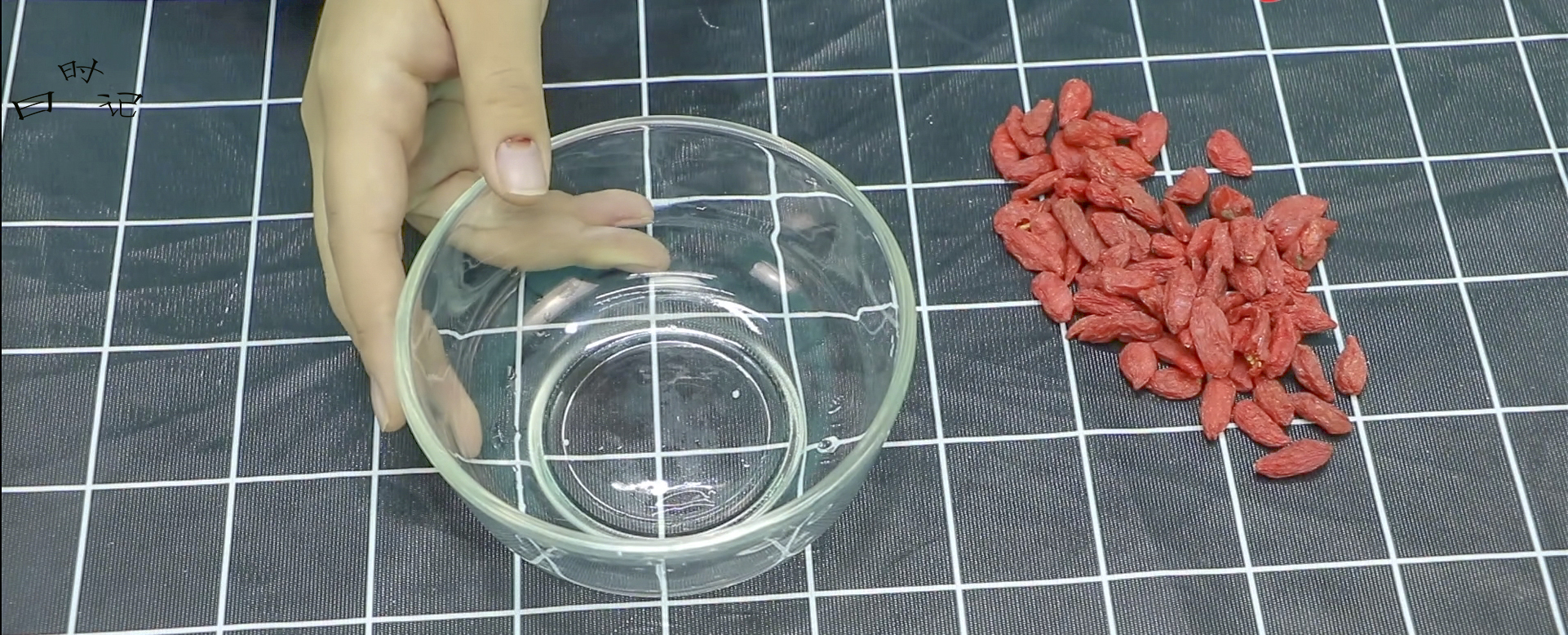 [枸杞]家里有枸杞的都要注意了，别不当回事，为了家人的“健康”多忙都要看看