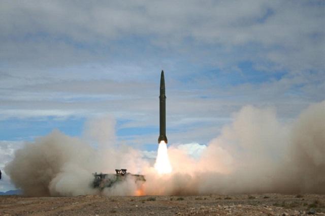 南海|亮剑！中国向南海发射东风导弹，精准命中移动靶船，美军中将表态