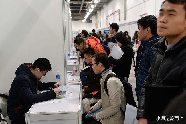 招聘|“校招”和“社招”哪个更有利于找工作？应届毕业生，该怎么选