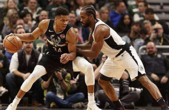 湖人队@湖人夺冠率高达100%?美媒说出5大致胜因素,却忽略2个坏消息