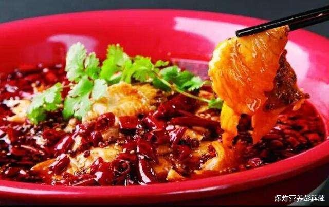 高血压|高血压不想“脑溢血”，营养师提醒：4类食物再想吃也要忍住