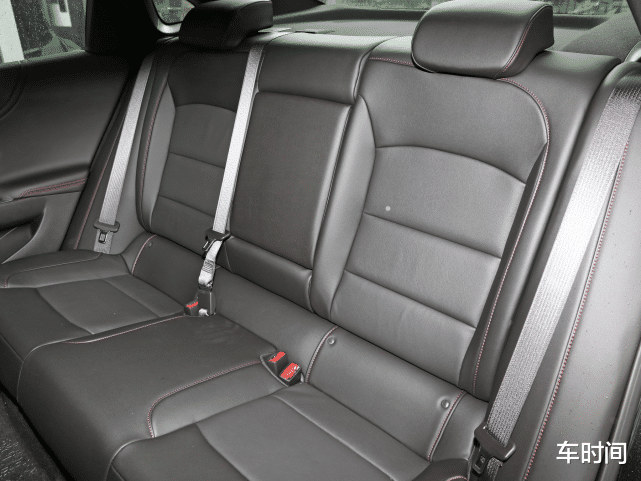 轿车|救不活的B级性价王！从16万跌至12万，比雅阁漂亮10倍，却卖不动