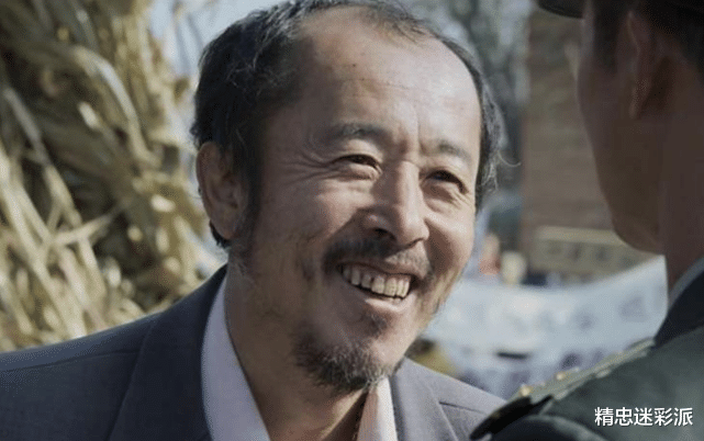 「」当警衔遇到军衔时，谁要服从谁的指挥？原来是这样一回事！