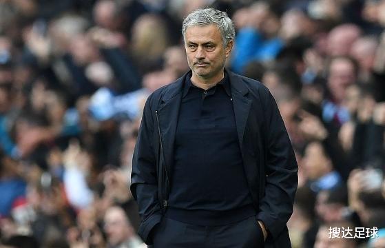 曼联：54259人见证！从0-2到3-2疯狂逆转，曼联打出25年最爽一战