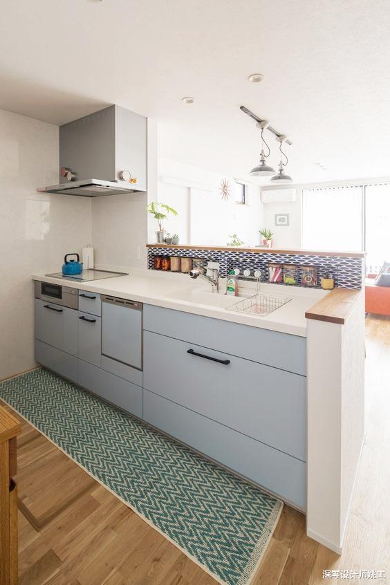 老年小妙招|日本收纳多变态，看看厨房就知道，岛台从上到下榨干1㎡不剩