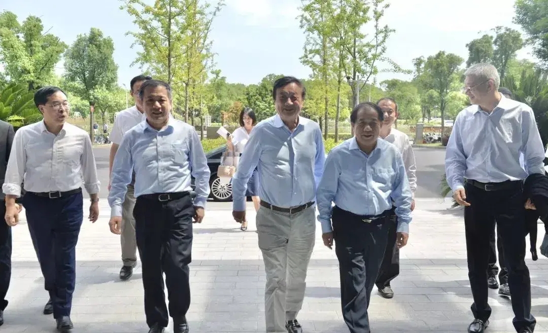 华为|任正非与上海交通大学座谈的一些看法：制裁华为的观点令人唏嘘！