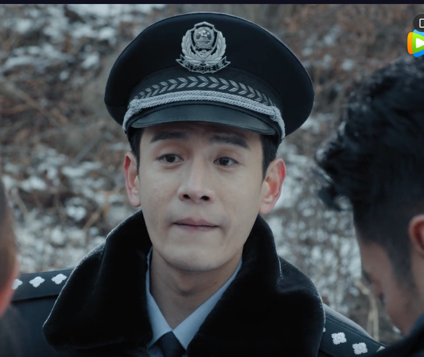 燃烧|《燃烧》首播：经超张佳宁颜值演技在线，一集已留下三个悬念