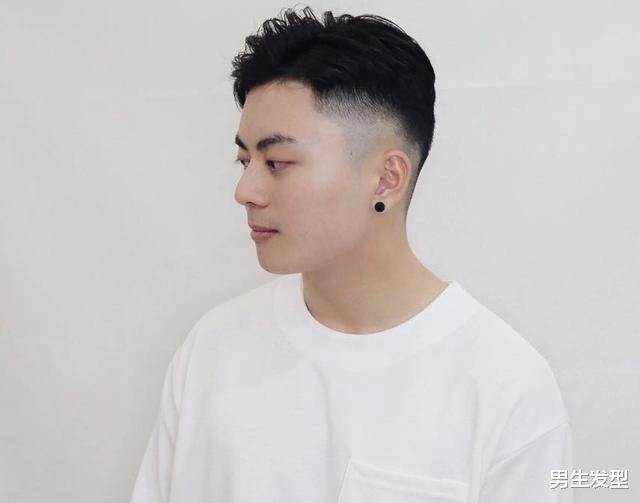 寸头|男生“寸头”发型过时了，秋天就留这4款时尚发型，谁剪谁帅气