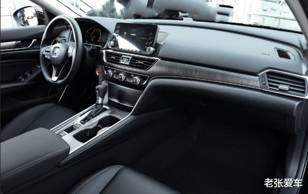 大众帕萨特|一箱油907Km,这才是B级车王,3个月卖出60225辆,碾压帕萨特