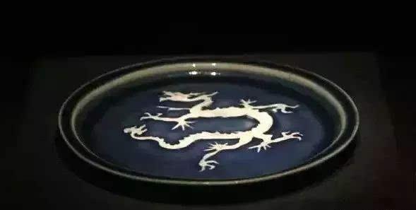 [官窑]中国藏家：全世界“通吃”官窑瓷器