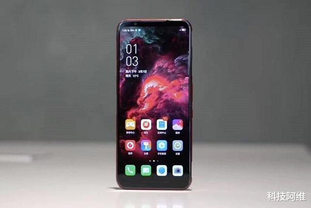游戏手机|从3799元跌至3399元，144Hz+55W，发布不到六个月现在加速让路