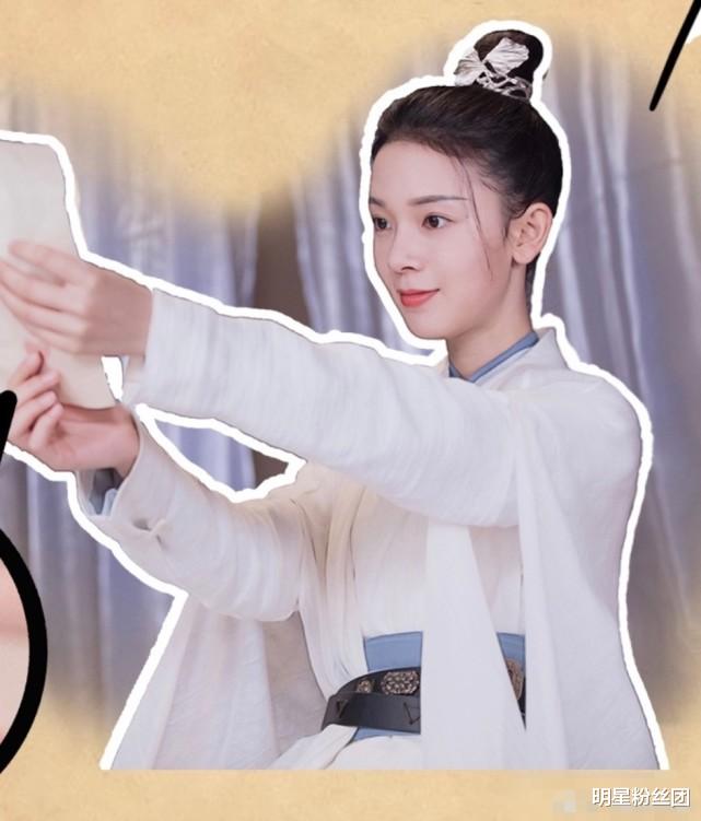 『陈瑶』陈瑶新剧终于要播出,剧中女扮男装清新灵动,比男主角都要帅气