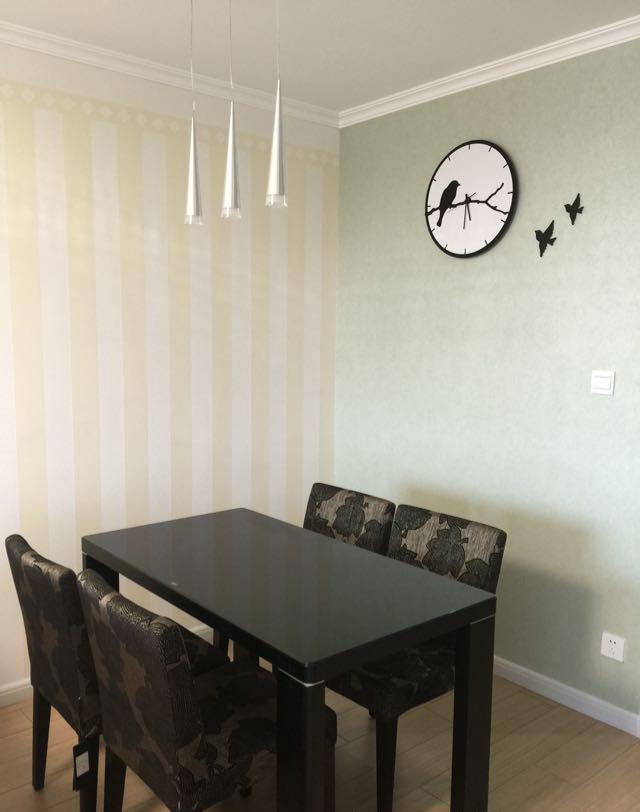 「」刚装修的新房，客厅走一圈20块的石膏线就很漂亮了！鼓起勇气晒晒