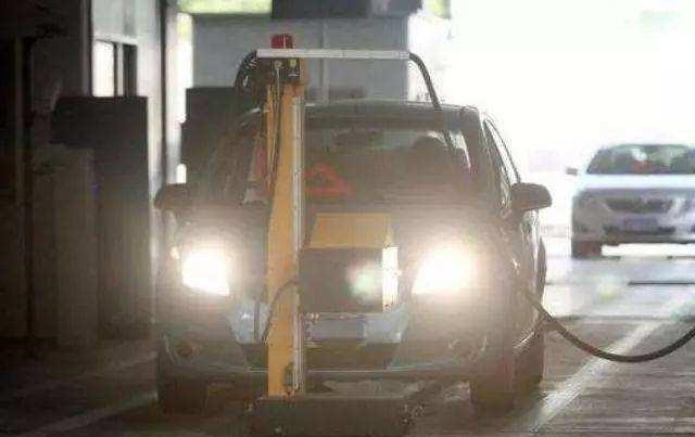 年检|年检“4取消”时间已定，车主们欢呼雀跃，幸福来得太突然了