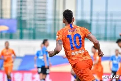 董路|鲁能赢球，董路解说不公？被东北大V点名：靠着资历乱说