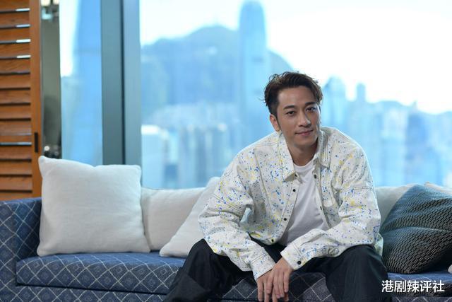 周星驰|吴卓羲豪掷半亿买房全部归母亲名下，身价暴涨靠高人指点扭转运势