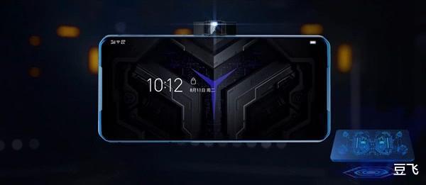 摄像头@涨知识！预热3个月的联想手机，全是反人类设计，设计师要下岗