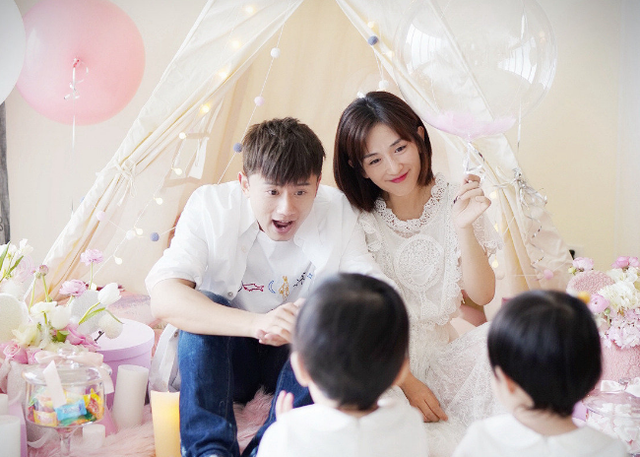 谢娜|谢娜快本尝试白浅造型，青衣飘飘小腹圆润，小动作再次被疑怀二胎