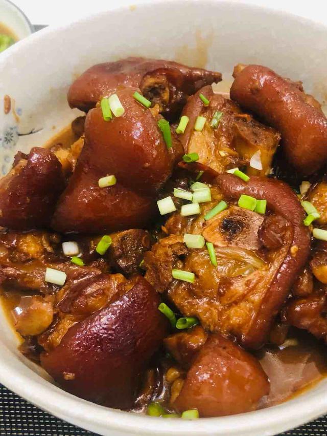 猪蹄|夏天多给孩子吃这肉，28元1斤，有条件一周吃1次，孩子长高个