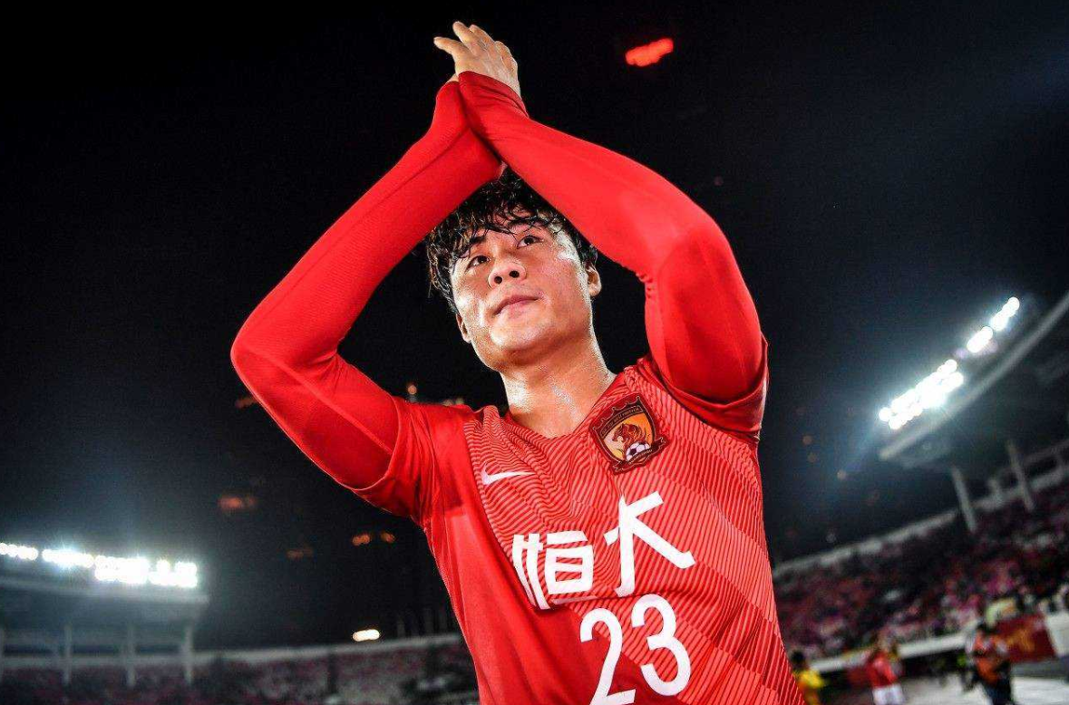 广州恒大|防线告急！恒大铁闸缺席赛前训练，或将无缘战国安