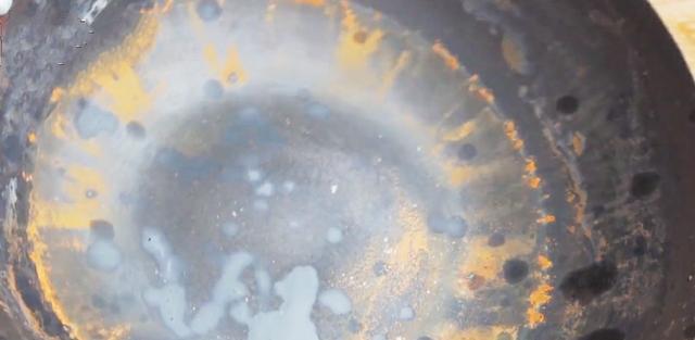 |生锈的铁锅不要扔了，大厨教你这样做，不粘不生锈，先收藏了