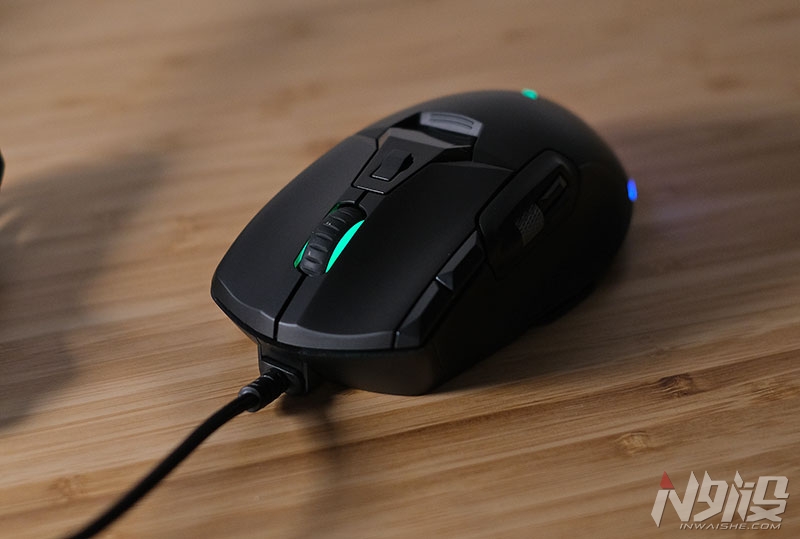 芯片|可变指托模块 雷柏V330游戏鼠标开箱图赏