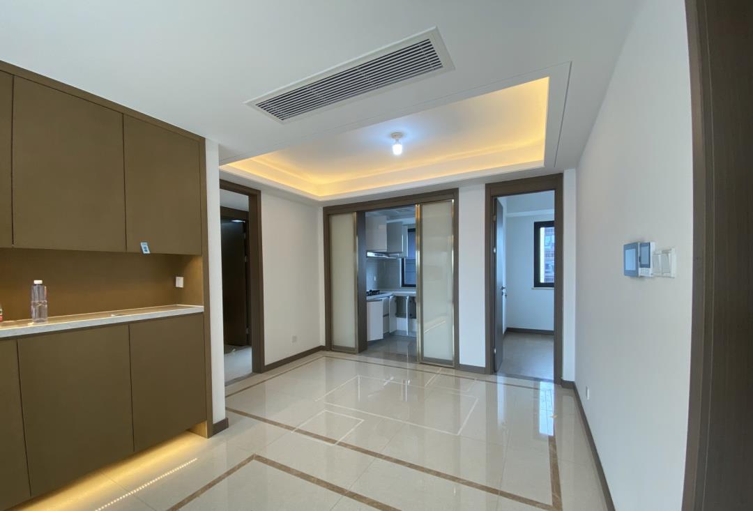 大门|期待已久的精装房收房啦，效果很漂亮，露天阳台太喜欢了，很满意