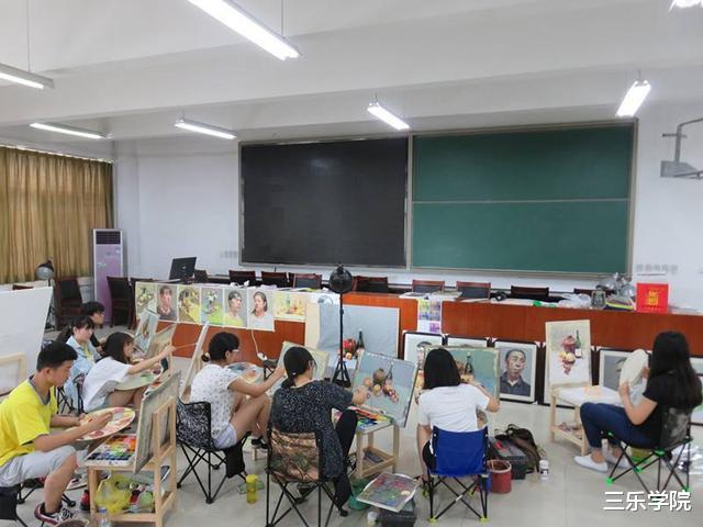 大学|大学“最烧钱”的三个专业，花钱如流水，普通家庭不推荐报考