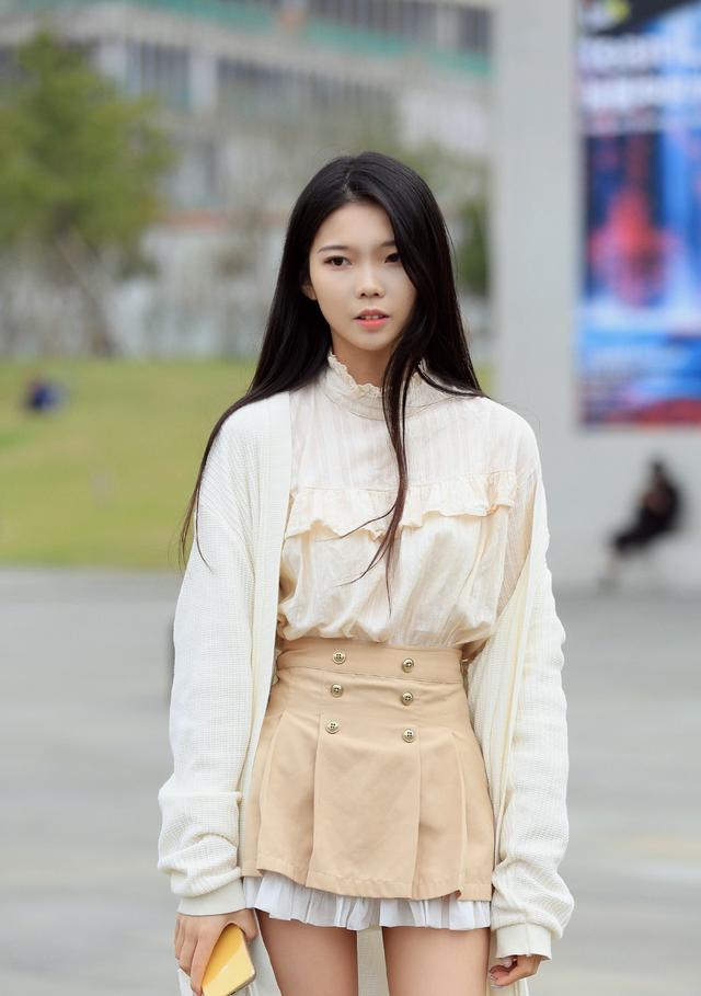 穿衣搭配|初入职场穿什么？别再抱着西服三件套啦，找准风格最重要