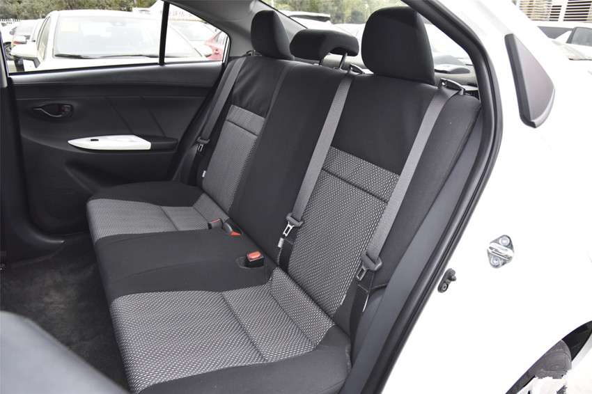 「新车」这才是“百姓车王”！从16万跌到7万，油耗5.1，开10年不动螺丝钉