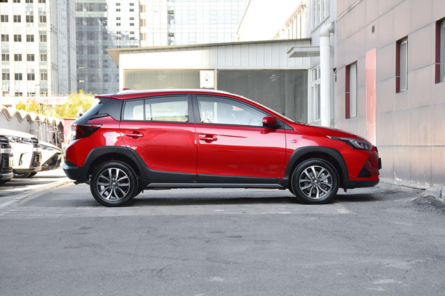 「esp」合资又一“家用王”，国六+CVT油耗5.2L，不足7万，还标配ESP