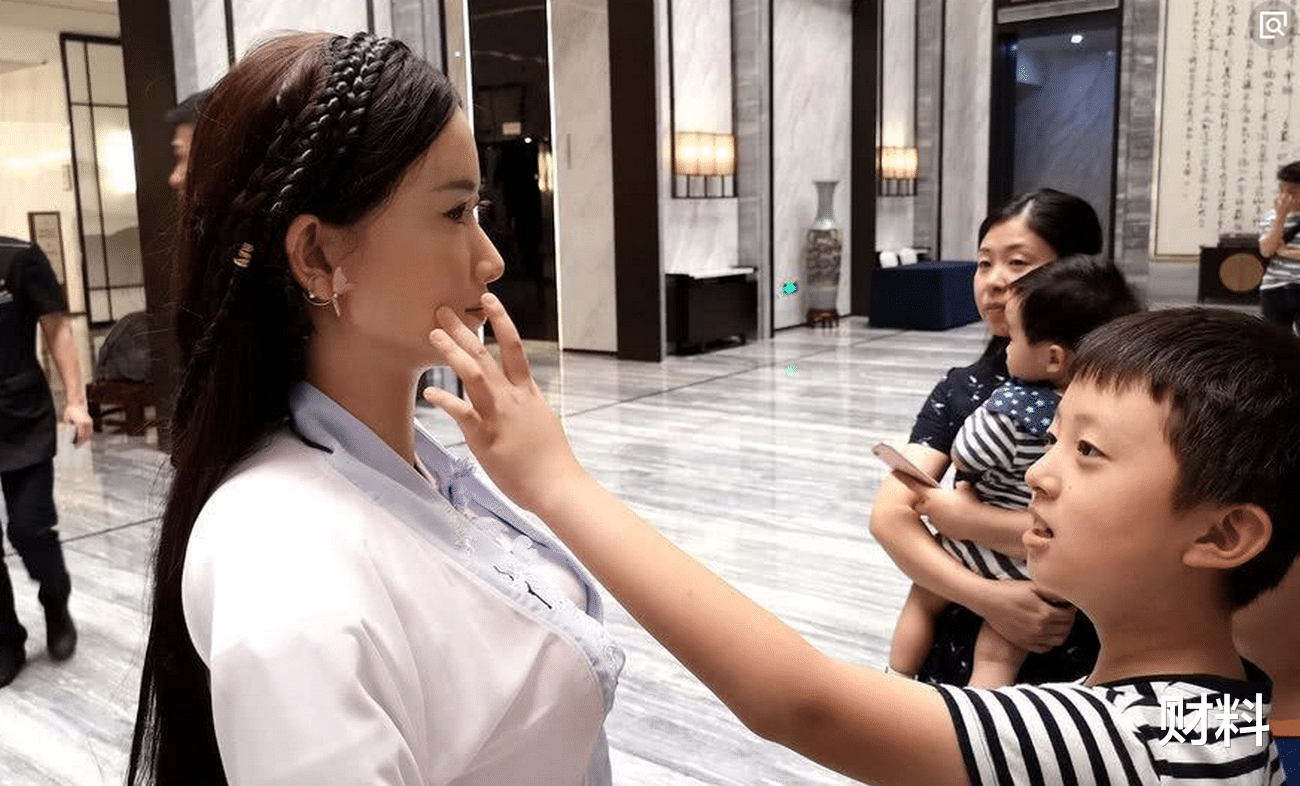 机器人|“妻子机器人”受大众欢迎，有啥魅力？3个“特长”，功能性强大