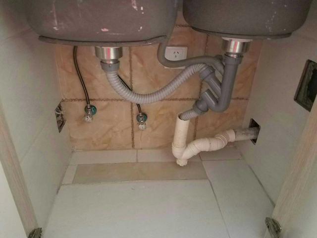 『』婆婆找熟人给我装修的新房，回去看后傻眼了，离婚的心都有