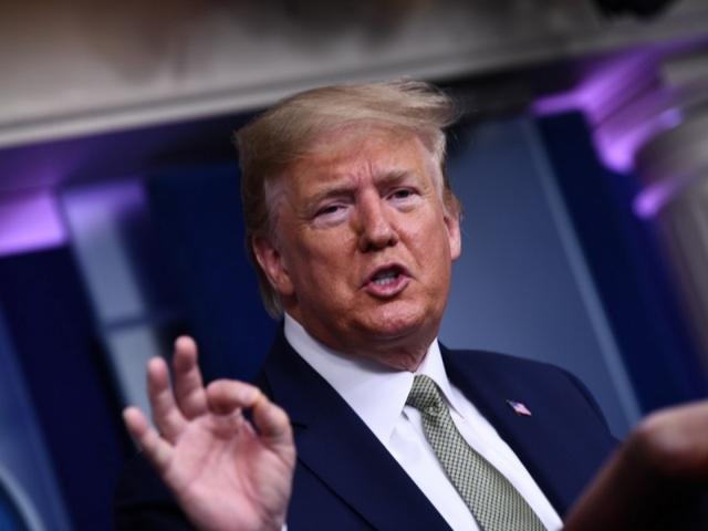 #特朗普#特朗普禁令变成一张废纸？美国家门口公开挑衅，美驻华大使馆挑事