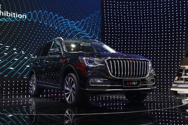 「SUV」早就该被捧红的旗舰豪华SUV，配3.0T V6与Q7平起平坐，却不足35万