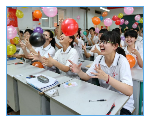 :谁还记得17年前拿高考试卷,让很多考生复读的杨博?他现在成了这样