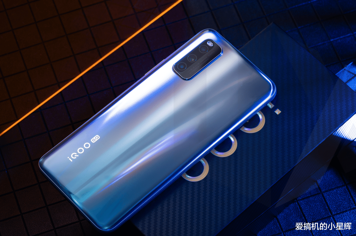 「5g手机」卢伟冰一语扯下众多国产5G手机的“遮羞布”，vivo却格外不同！