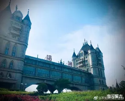 南河警方|江苏高速服务区冲上热搜！网友：看傻眼了