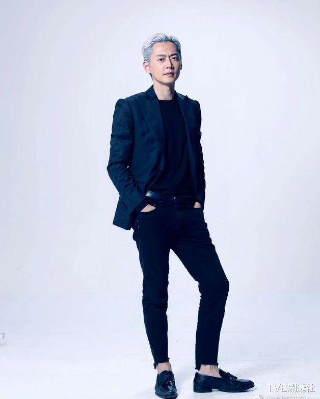 张振朗|一年或将播出5部剧，TVB“翻版张智霖”踢走霉运不再做地狱黑仔王