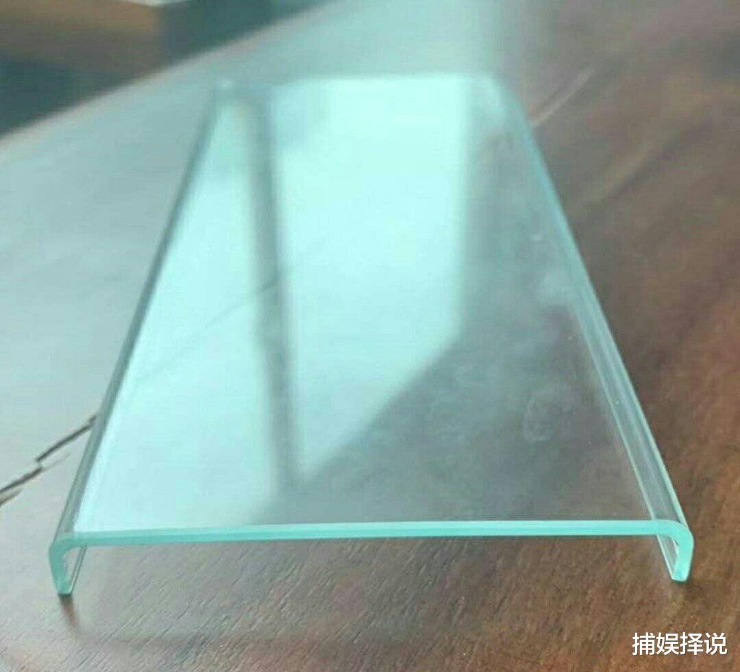 OPPO|OPPO曲面显示屏新专利曝光,或搭配屏下摄像头用于Find X3!