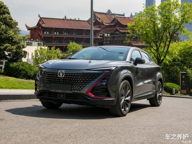 中大型suv|同是国产车，长安UNI-T能卖出10081辆车，吉利ICON为何做不到？