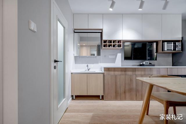 【】套内60㎡，去客厅化设计，全屋简约通透，一家三口住太舒适了