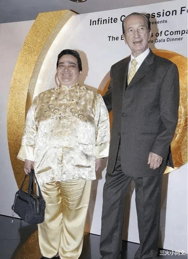 「赌王」赌王最丑的怪物女儿何超雄，年轻时竟是个超级大美人，撞脸影后林青霞