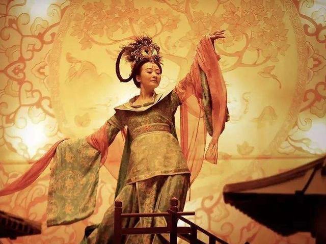 养生|俗语:“三更莫贪色”,下面还有半句,很多人都做不到