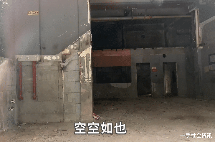 【】因房东不让转租，店主将40万的装修全部砸掉，将门面恢复成毛坯房