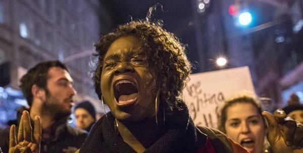 「勒布朗·詹姆斯」詹姆斯到底想干什么？他的行为很危险，马丁路德金39岁就没了